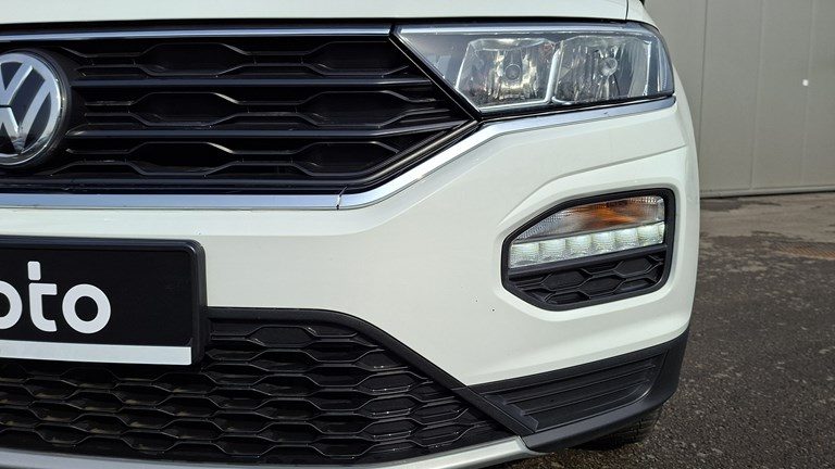 2019 Volkswagen T-Roc — fotografija 21