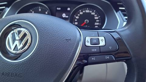 2019 Volkswagen Passat — sličica 18
