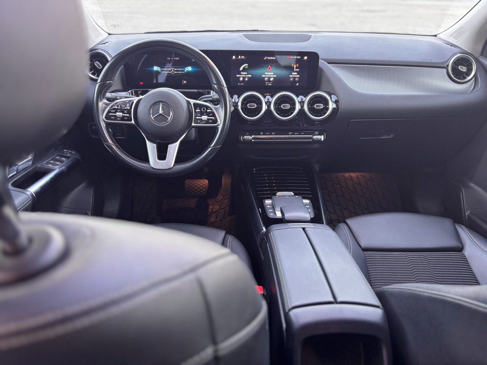 2020 Mercedes-Benz GLA Progressive — fotografija 14