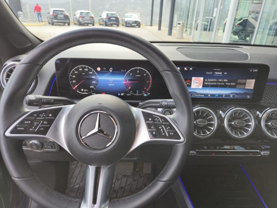 2025 Mercedes-Benz GLB — fotografija 9
