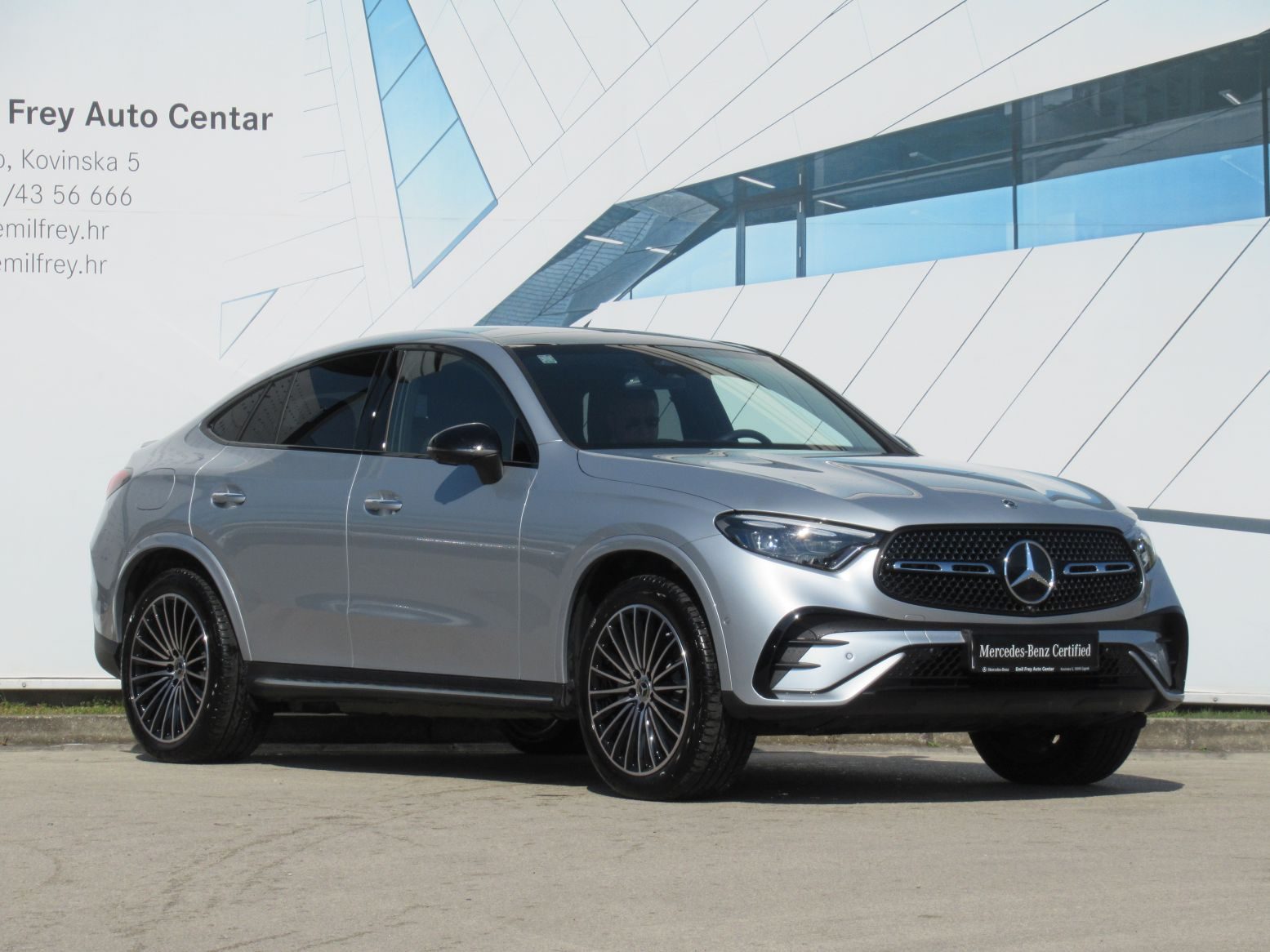 2025 Mercedes-Benz GLC — fotografija 4
