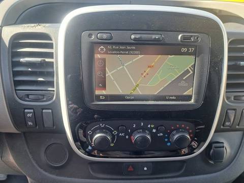 2019 Renault Trafic — sličica 13