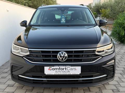 2021 Volkswagen Tiguan — sličica 9