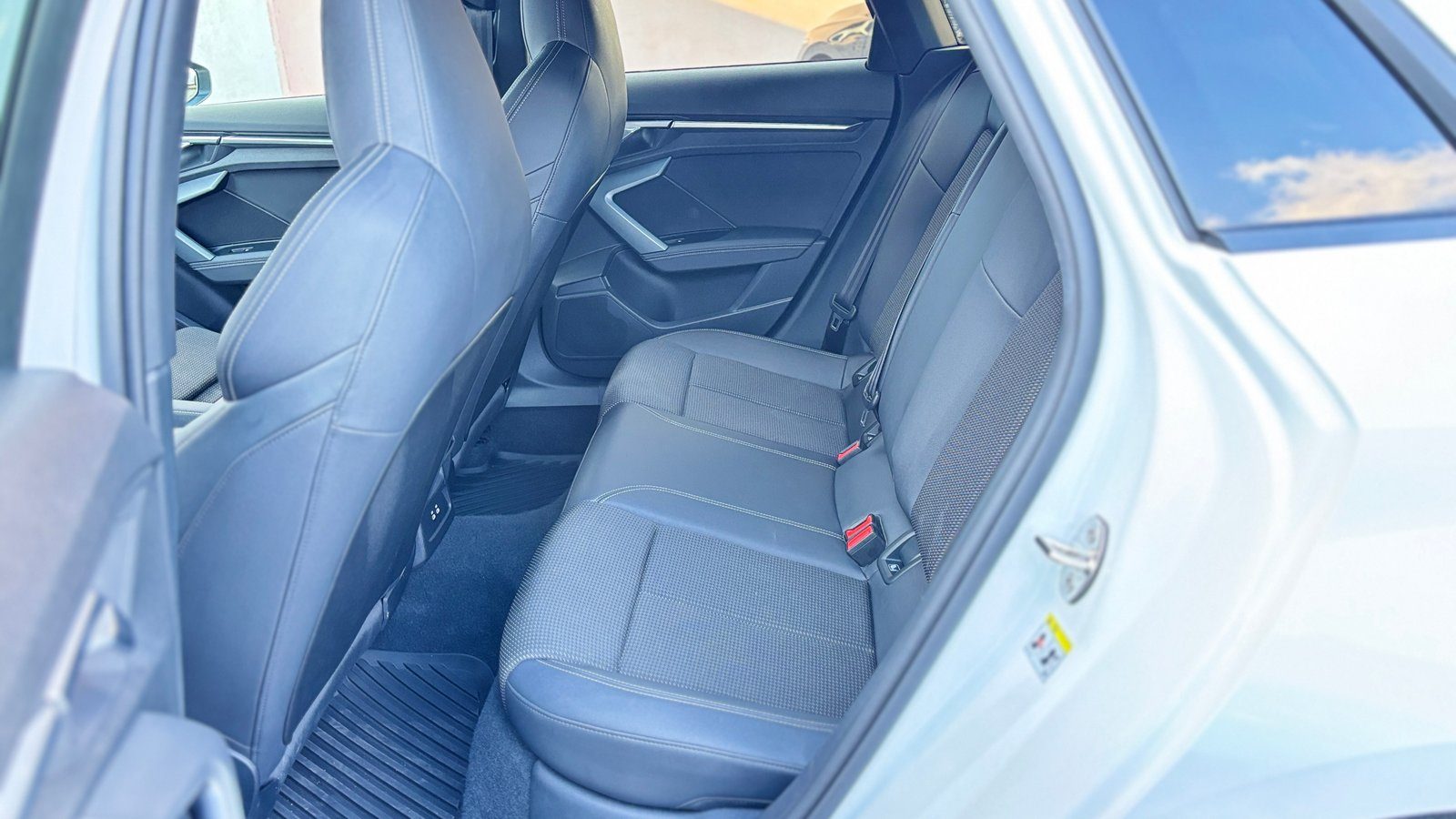2025 Audi A3 Sportback S line — fotografija 15