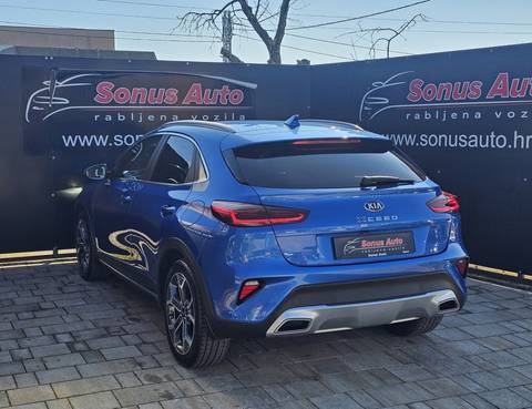 2021 Kia XCeed — sličica 4