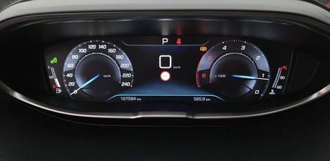2018 Peugeot 3008 — sličica 14