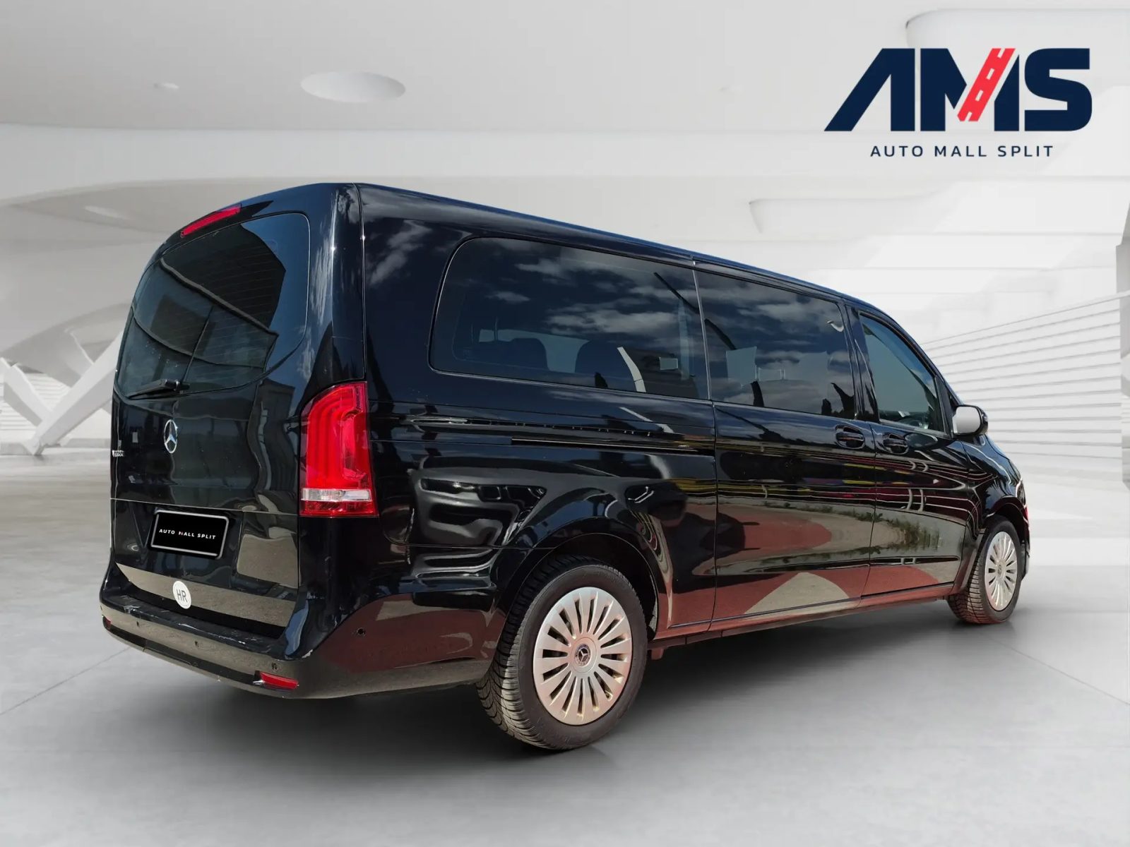 2023 Mercedes-Benz V-klasa — fotografija 5