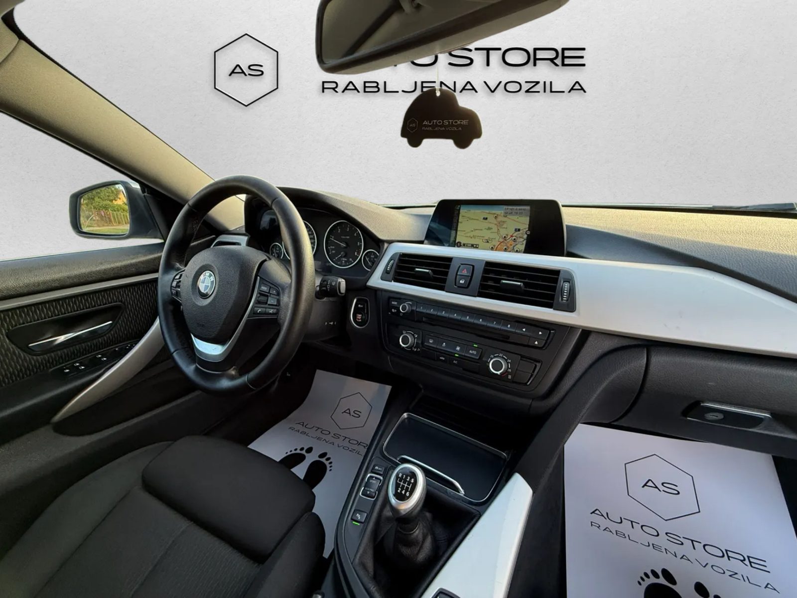 2017 BMW Serija 4 — fotografija 25