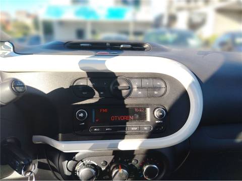 2015 Renault Twingo — sličica 9