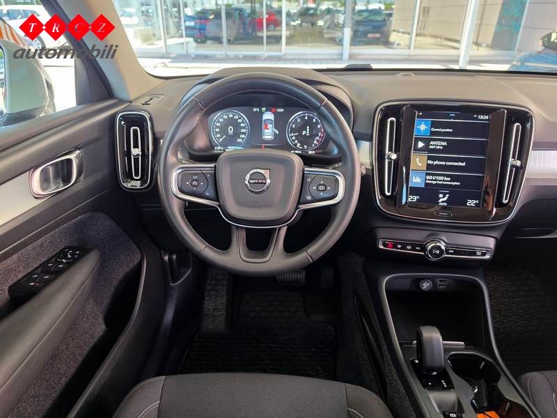 2022 Volvo XC40 — fotografija 9