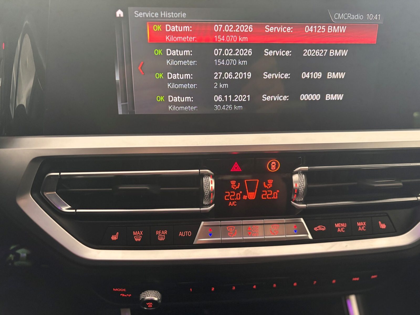 2020 BMW Serija 3 Sport Line — fotografija 27