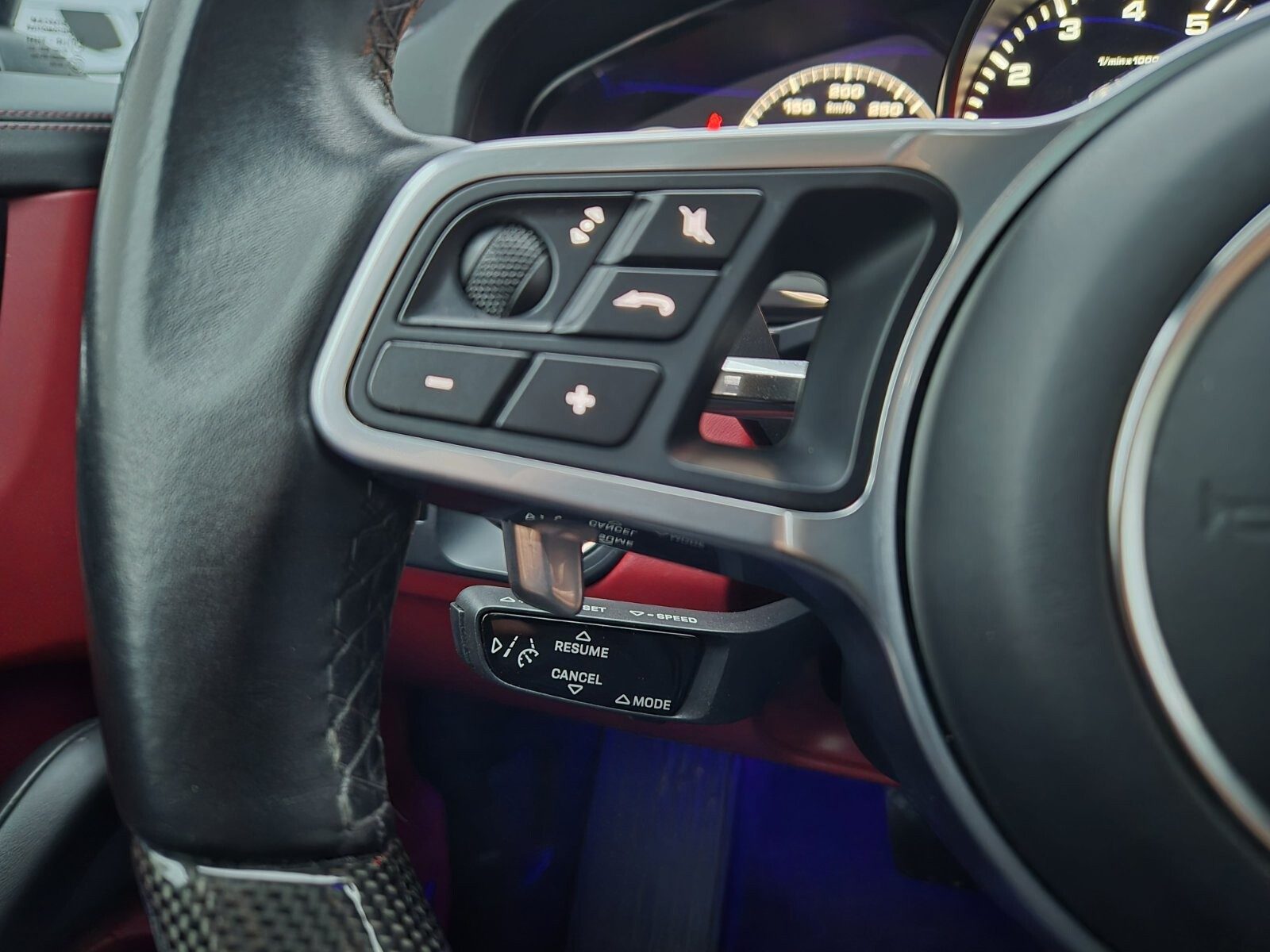 2021 Porsche Cayenne — fotografija 20
