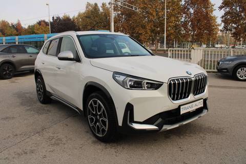 2023 BMW X1 — sličica 3
