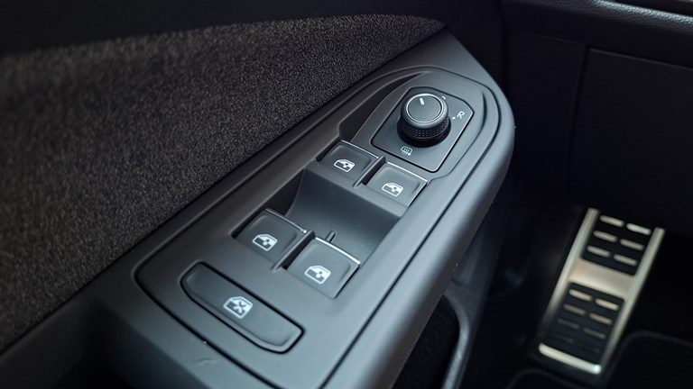 2023 Volkswagen Golf — fotografija 24