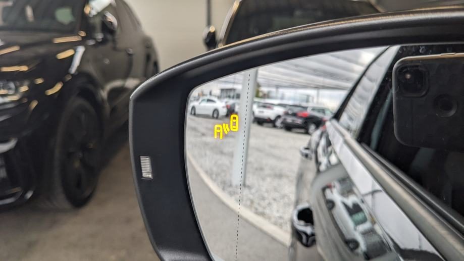 2021 Volkswagen T-Roc — fotografija 24