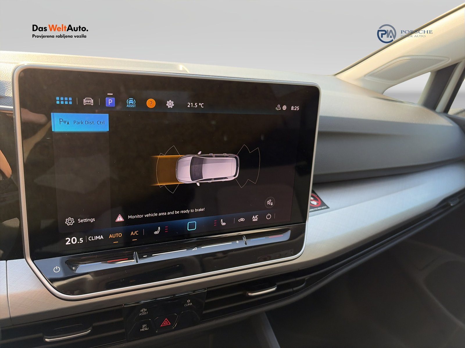 2025 Volkswagen Golf — fotografija 17