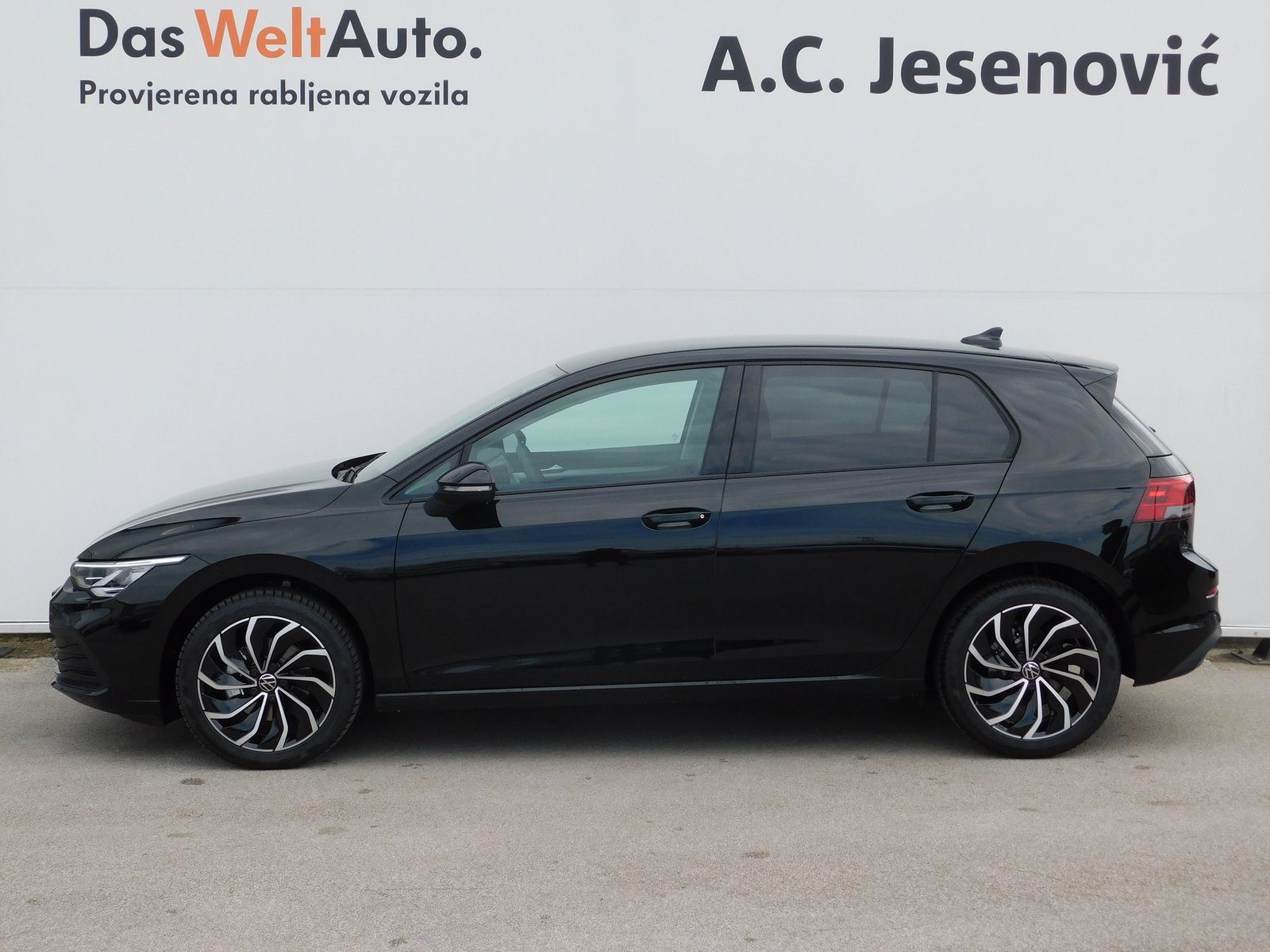 2024 Volkswagen Golf — fotografija 6