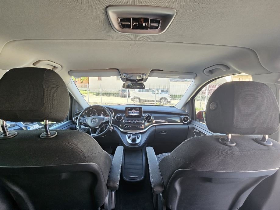 2019 Mercedes-Benz V-klasa — fotografija 10
