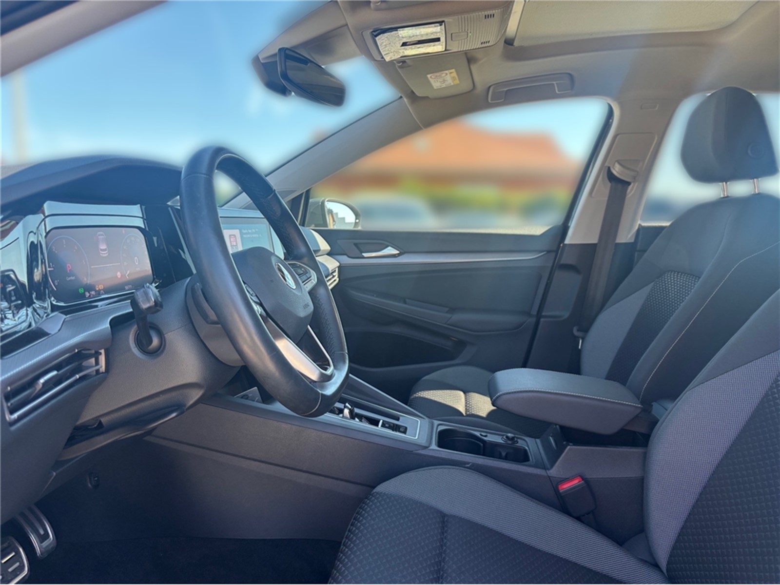 2022 Volkswagen Golf — fotografija 7