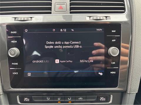 2019 Volkswagen Golf — sličica 16