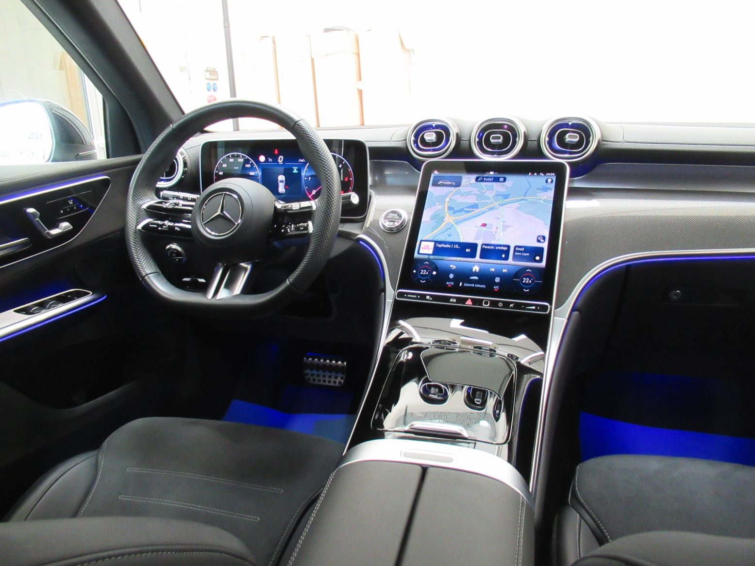 2026 Mercedes-Benz GLC — fotografija 13