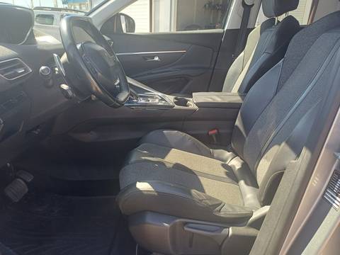 2017 Peugeot 5008 — sličica 11