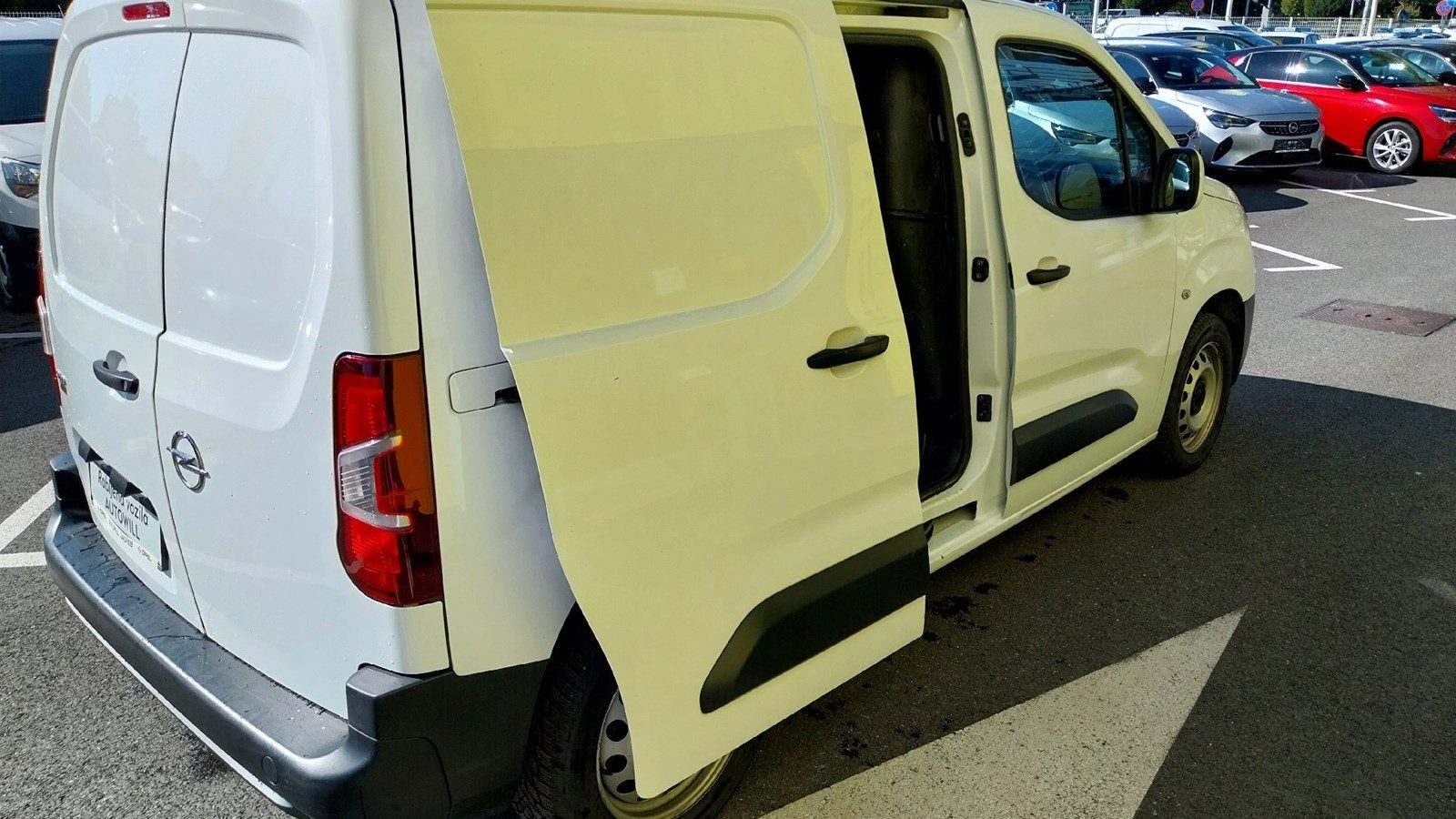 2021 Opel Combo van — fotografija 11