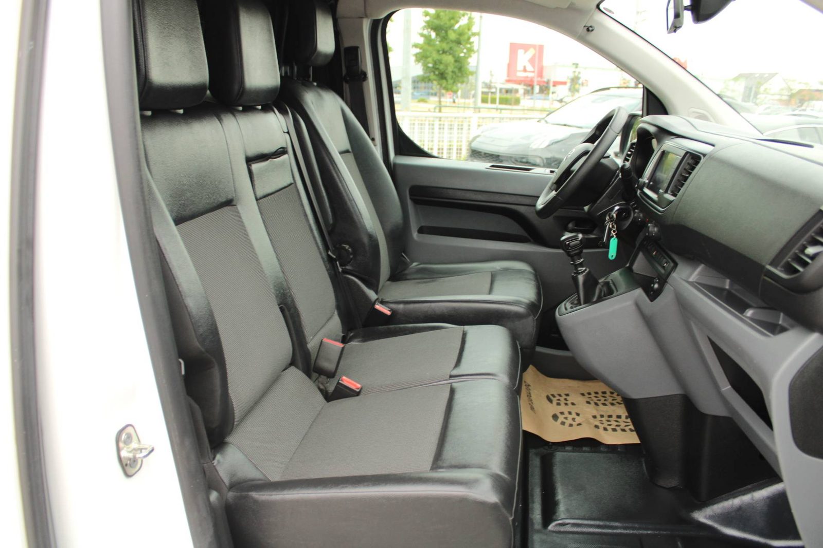 2022 Toyota Proace — fotografija 11