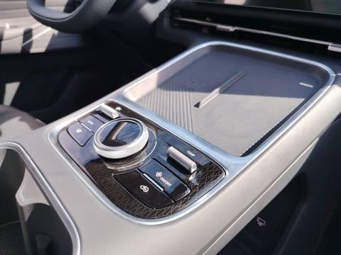 2026 Geely Starray EM-i — sličica 23
