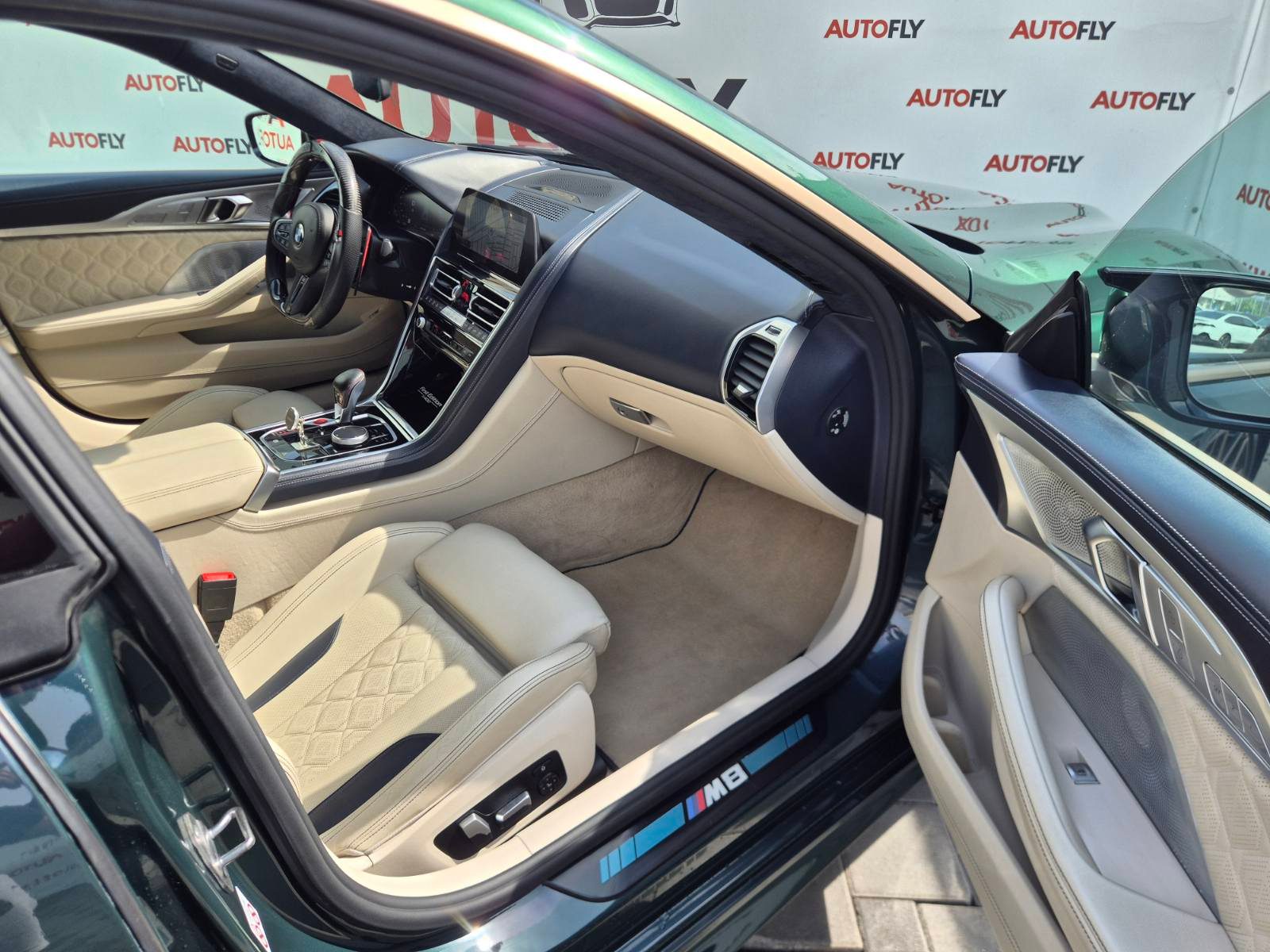 2020 BMW Serija 8 — fotografija 13