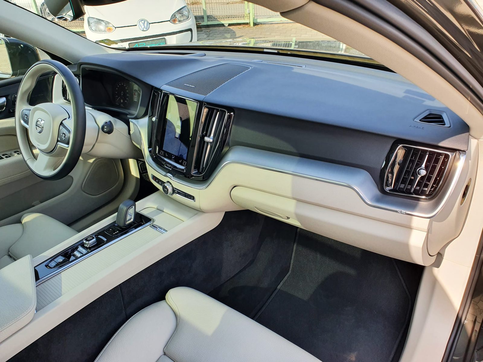 2021 Volvo XC60 — fotografija 14