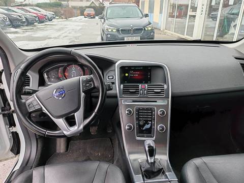 2015 Volvo XC60 — sličica 8