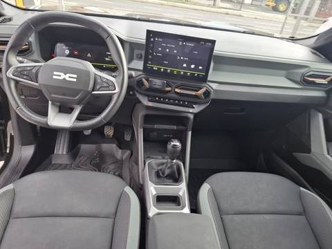 2025 Dacia Bigster — sličica 10