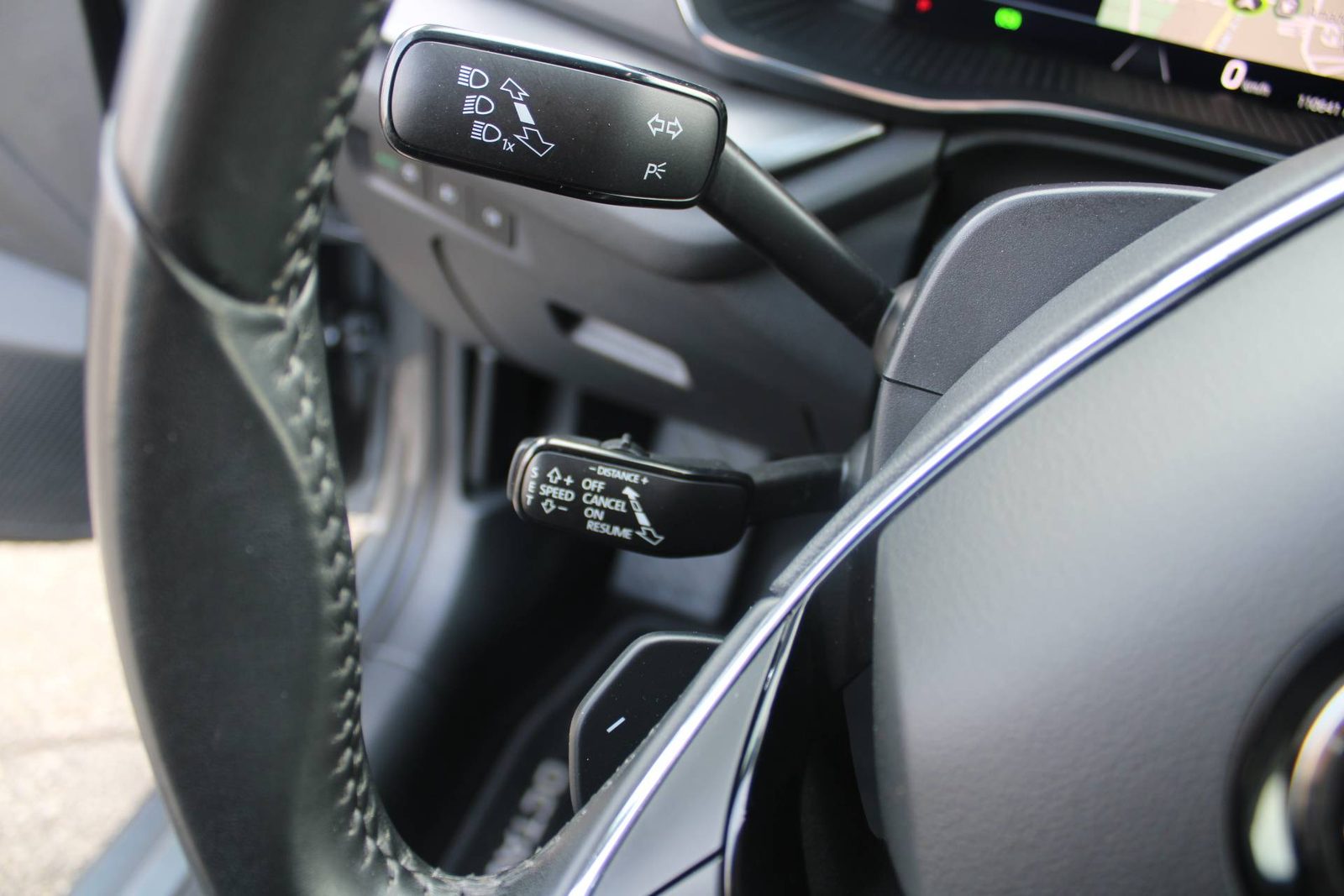 2023 Škoda Octavia Combi — fotografija 16