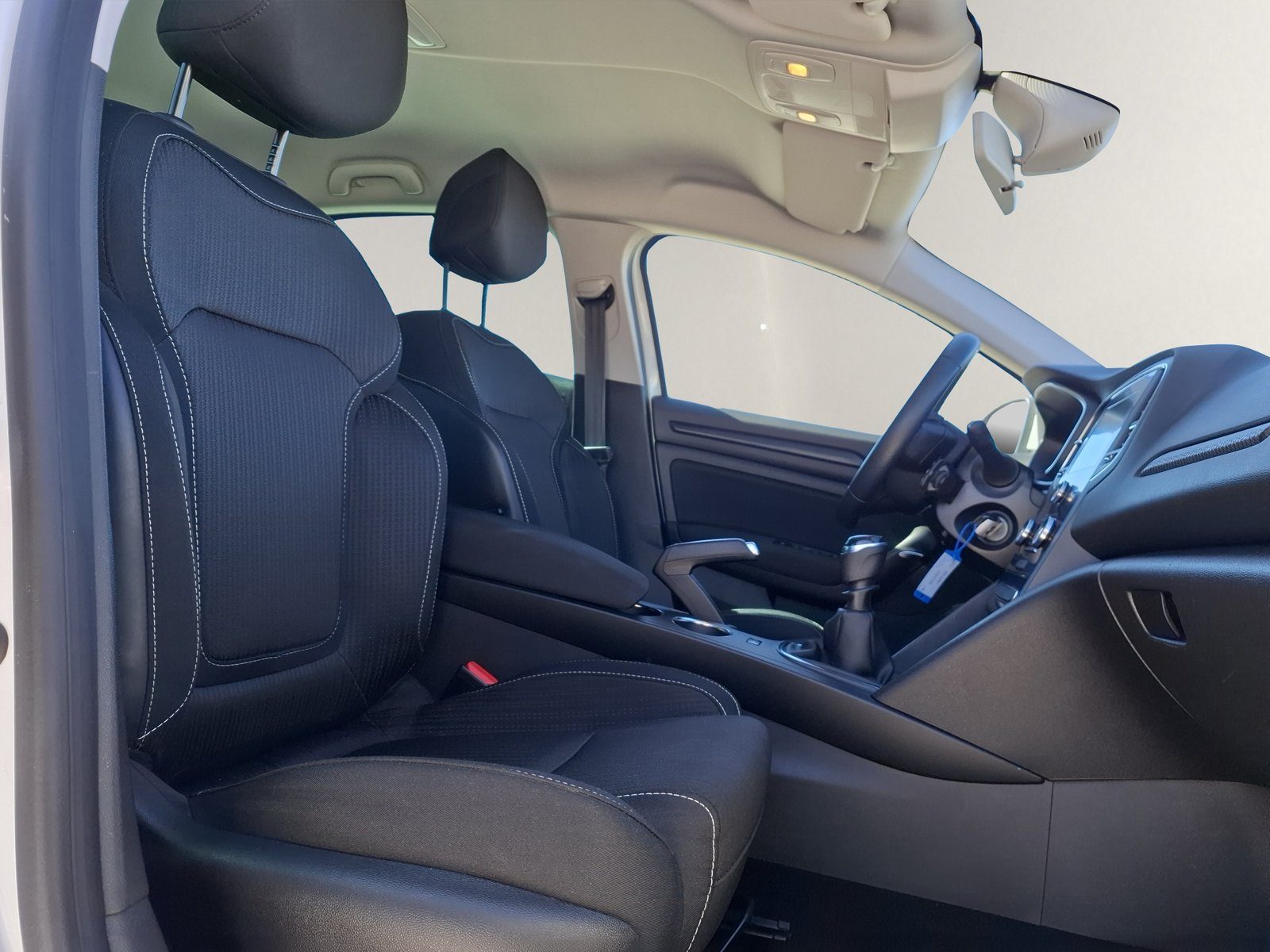 2020 Renault Mégane — fotografija 14