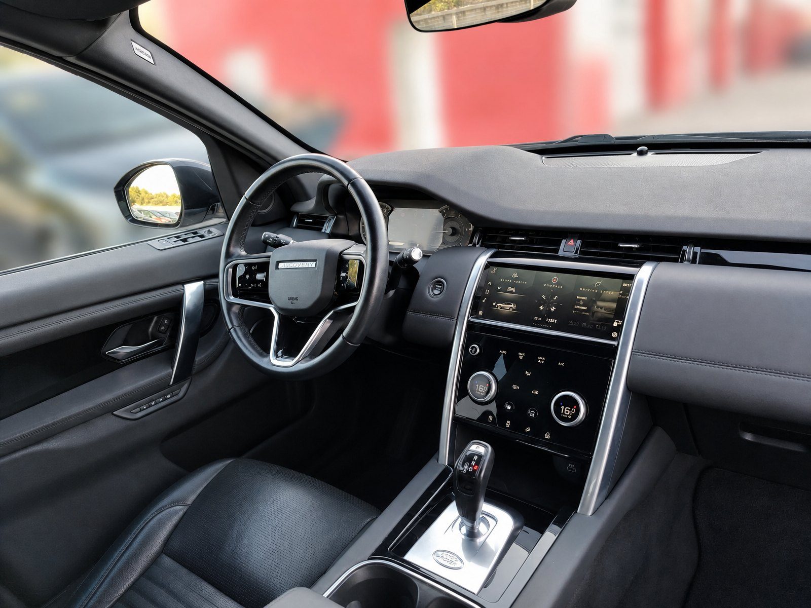 2022 Land Rover Discovery Sport — fotografija 25