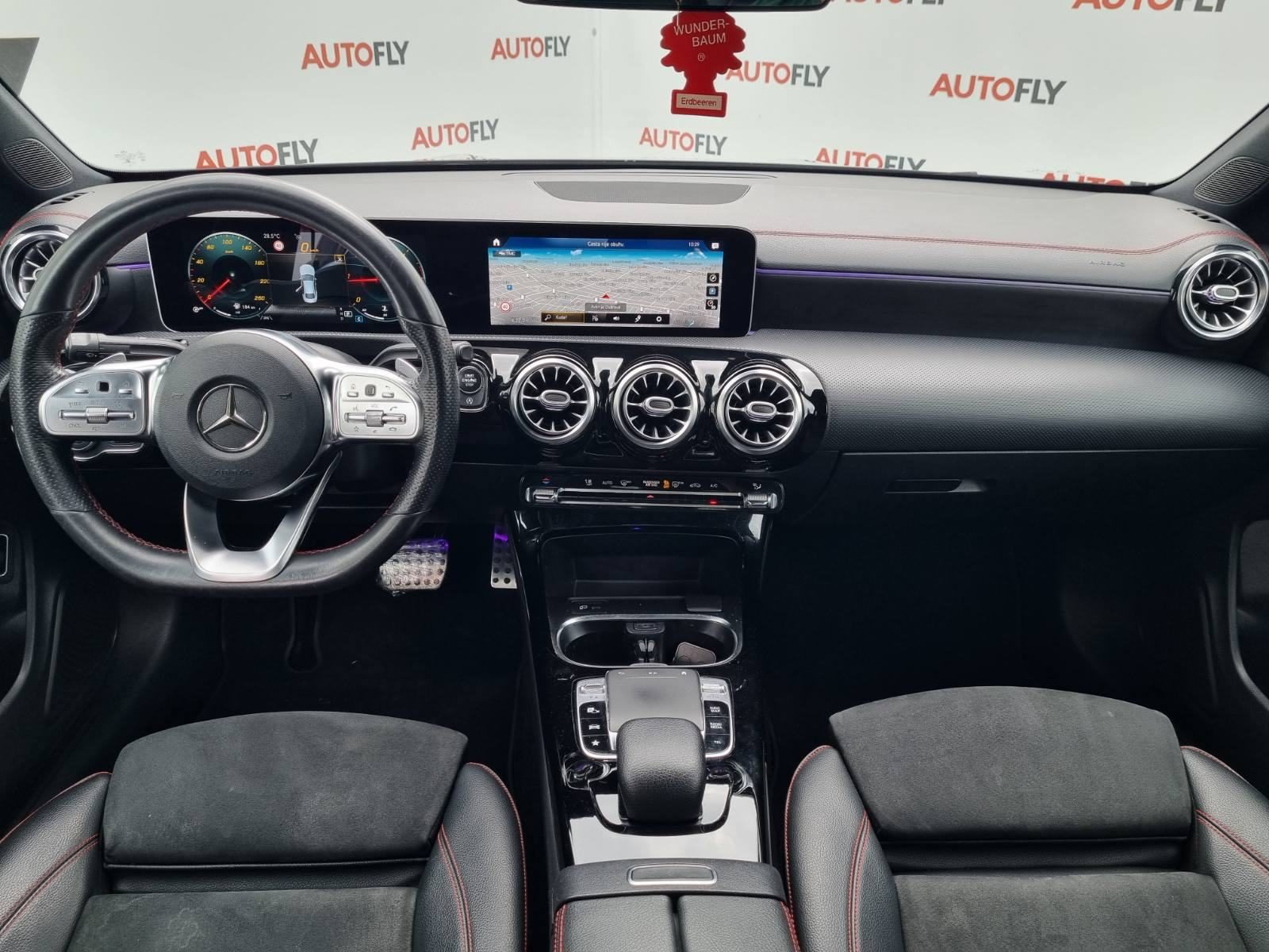 2019 Mercedes-Benz CLA — fotografija 12