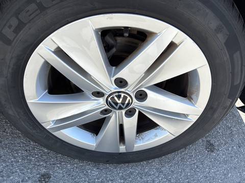2024 Volkswagen Golf — sličica 14