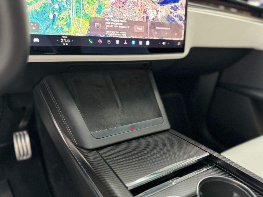 2022 Tesla Model X — fotografija 12