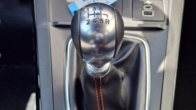 2025 Ford Puma — fotografija 16