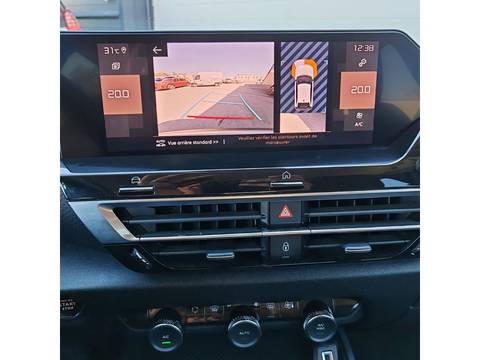 2023 Citroën C4 — sličica 16