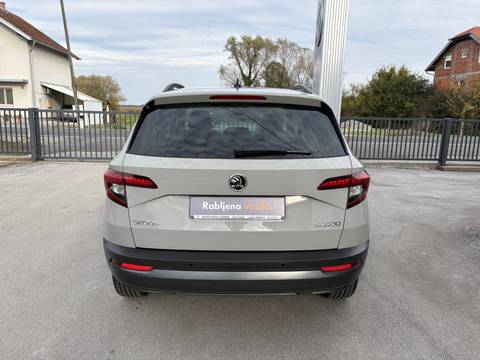 2019 Škoda Karoq — sličica 5
