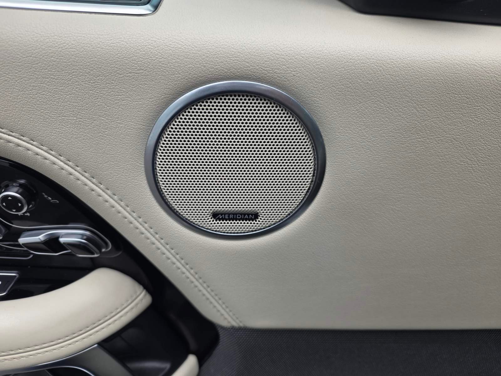2019 Land Rover Range Rover — fotografija 23