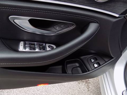 2019 Mercedes-Benz E-klasa — sličica 20