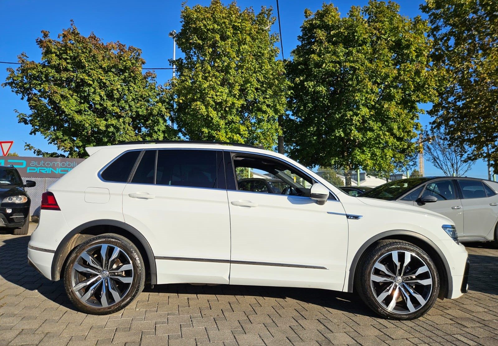 2018 Volkswagen Tiguan R-Line — fotografija 8