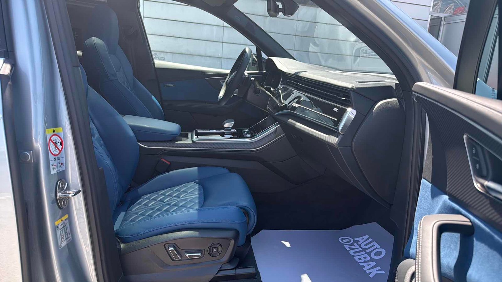 2025 Audi Q7 — fotografija 9