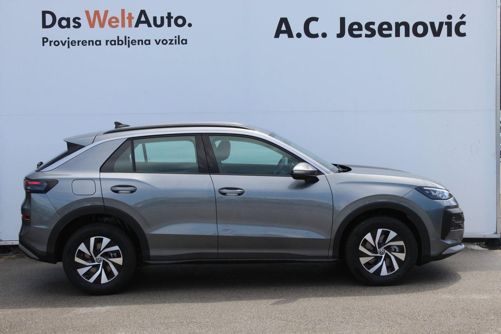 2026 Volkswagen T-Roc — fotografija 4