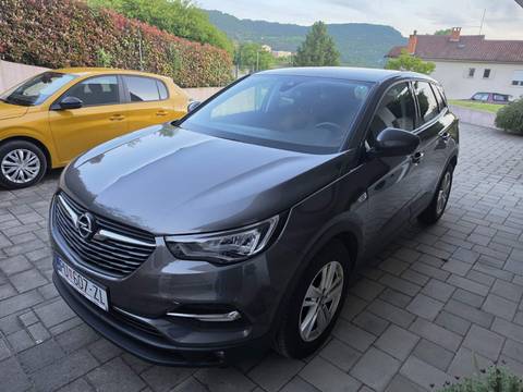 2020 Opel Crossland X
