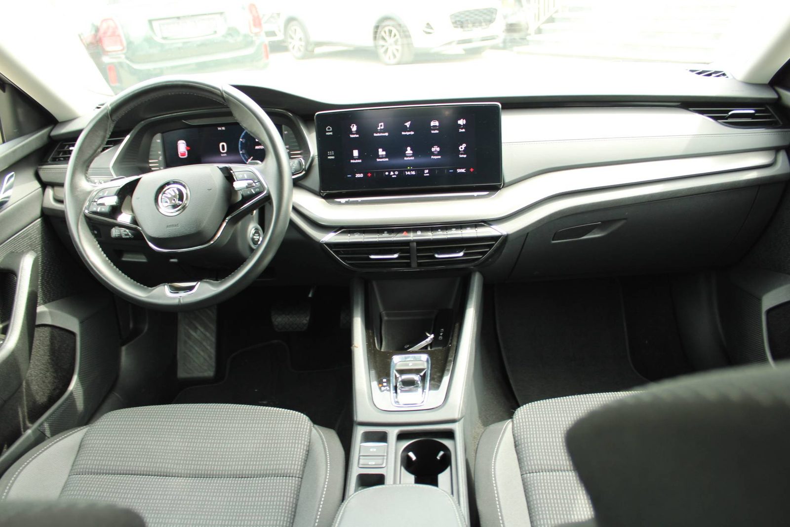 2023 Škoda Octavia Combi — fotografija 13
