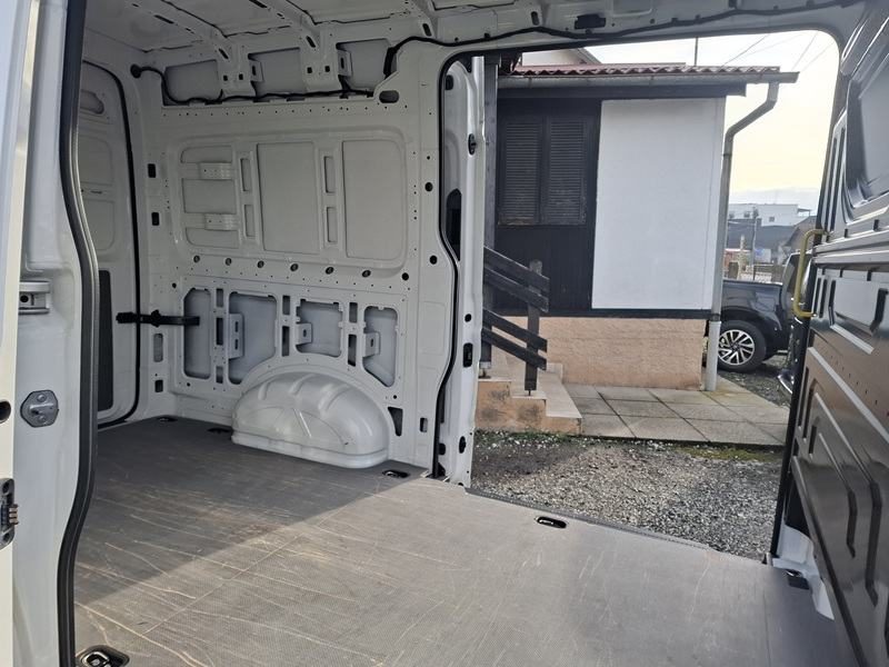 2022 Volkswagen Crafter — fotografija 11